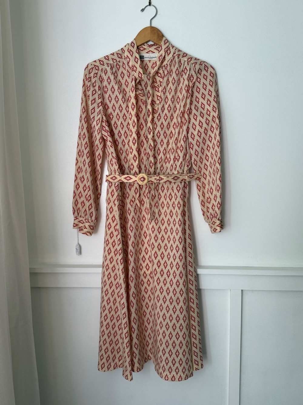Pierre Balmain Cream and Red Printed Long-Sleeve Tie-Neck Dress